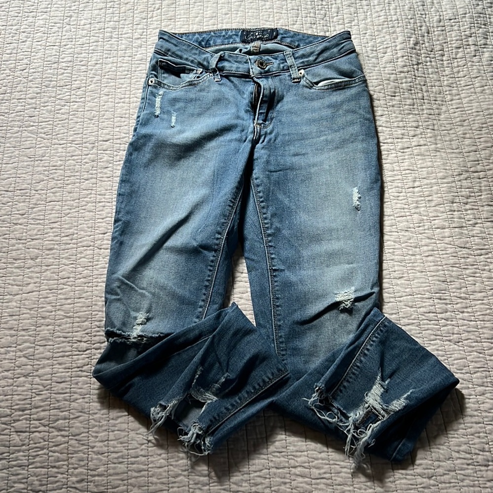 Lucky Brand Sasha Super Skinny ripped size 2/26